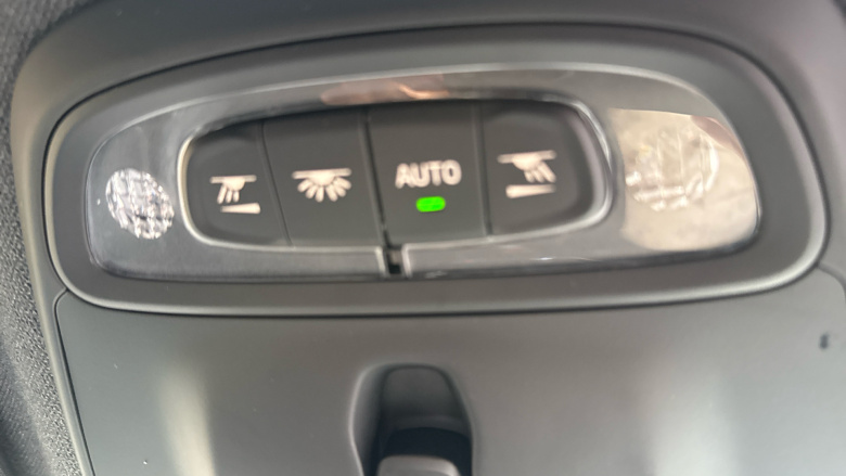 Volvo Xc40 1.5 T5 Recharge PHEV R DESIGN Pro 5dr Auto Estate